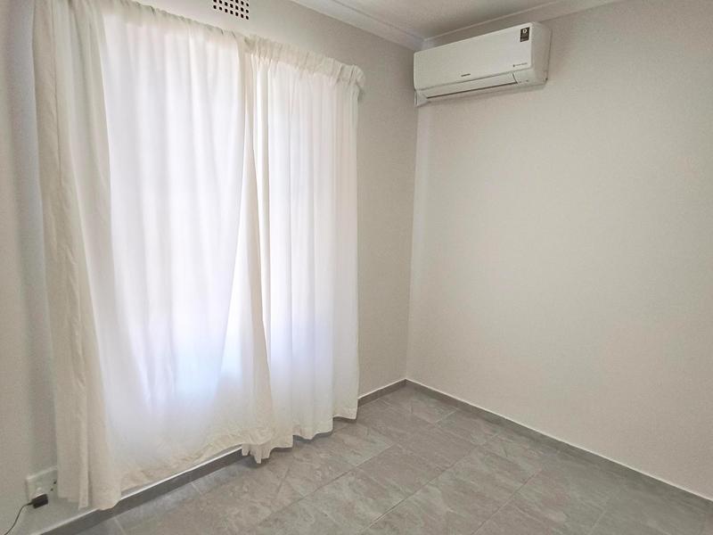 To Let 3 Bedroom Property for Rent in Vredekloof East Western Cape